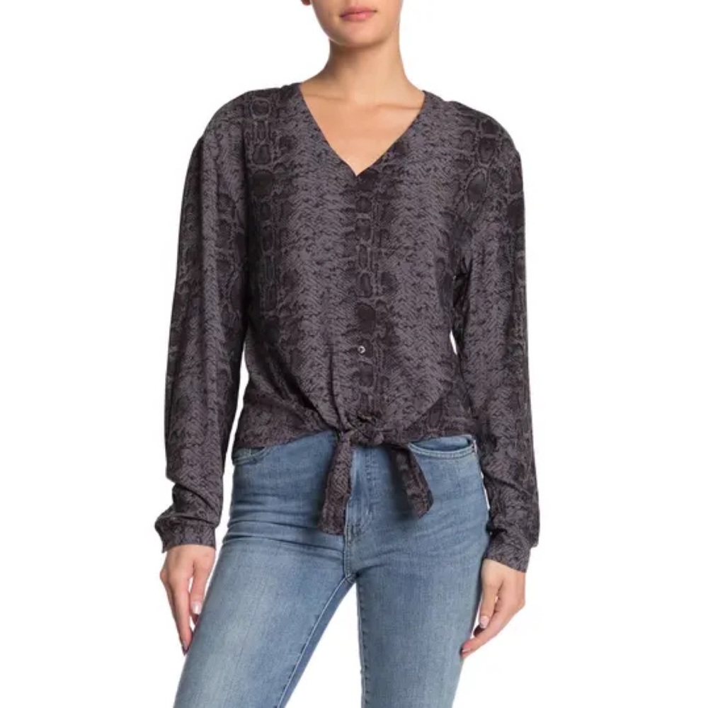 Animal Print Tie Hem V-Neck Blouse